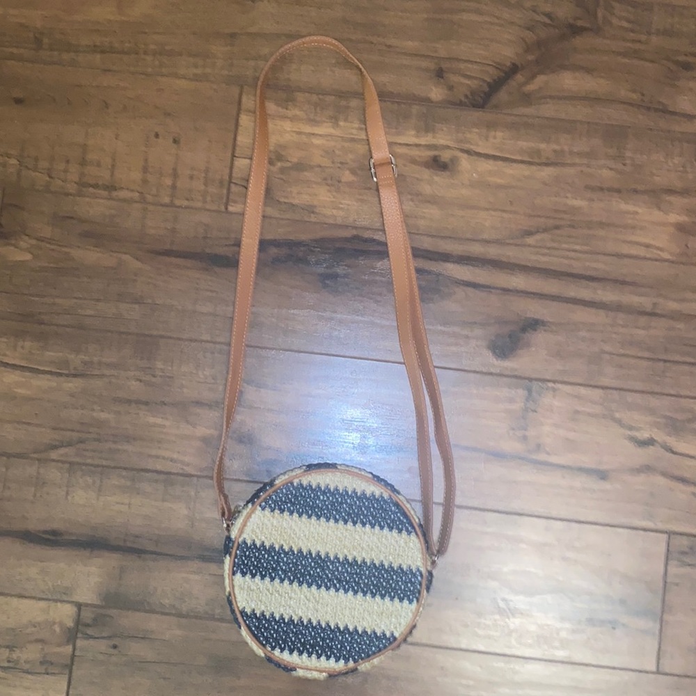 Jewell by Thirty-one Roundabout Bag